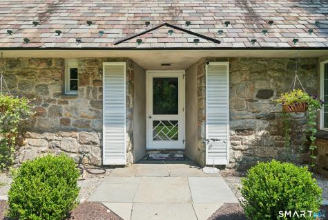 76 Peaceable Street Redding CT 06896