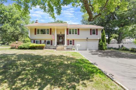 10 Miro Street Fairfield CT 06825