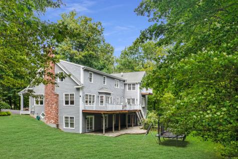 23 Pond Road Ridgefield CT 06877