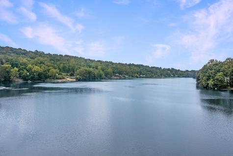 23 Pond Road Ridgefield CT 06877