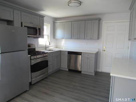 33 Hillcrest Avenue West Haven CT 06516
