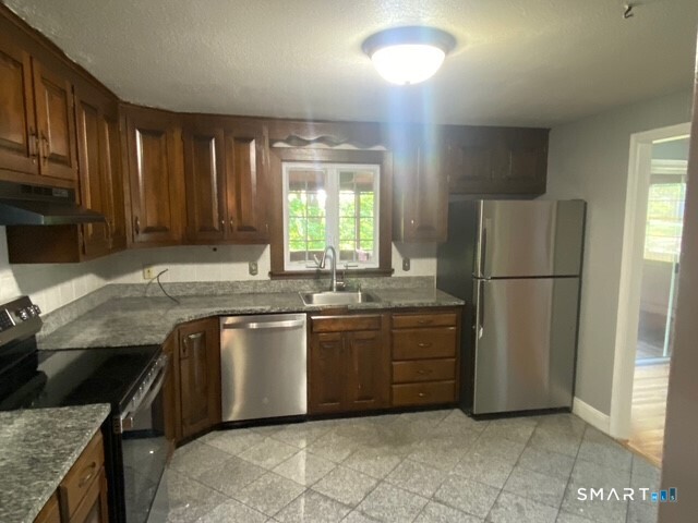 353 South Main Street West Hartford CT 06107