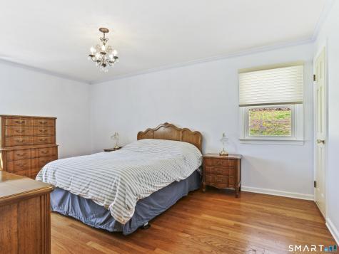 548 Howellton Road Orange CT 06477