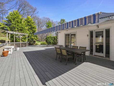 548 Howellton Road Orange CT 06477