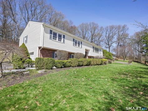 548 Howellton Road Orange CT 06477