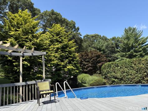 548 Howellton Road Orange CT 06477
