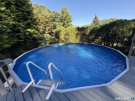 548 Howellton Road Orange CT 06477