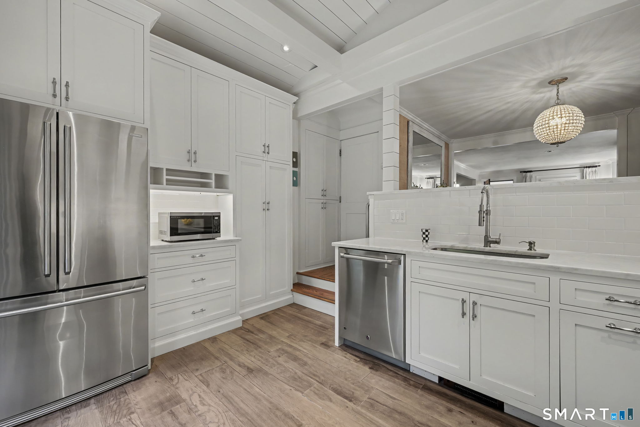 27 Lakeside Avenue Darien CT 06820
