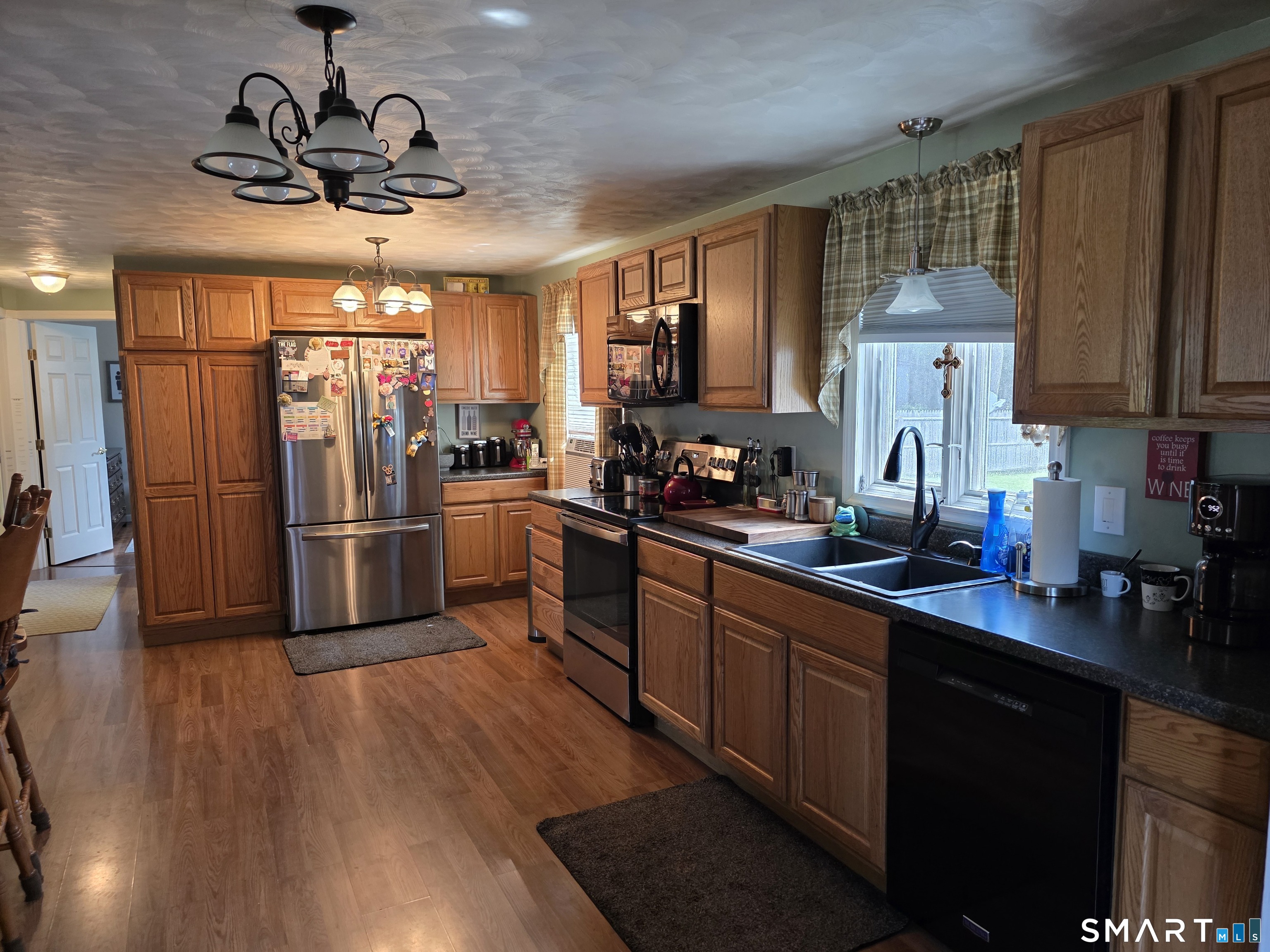 15 Van Buren Road Enfield CT 06082