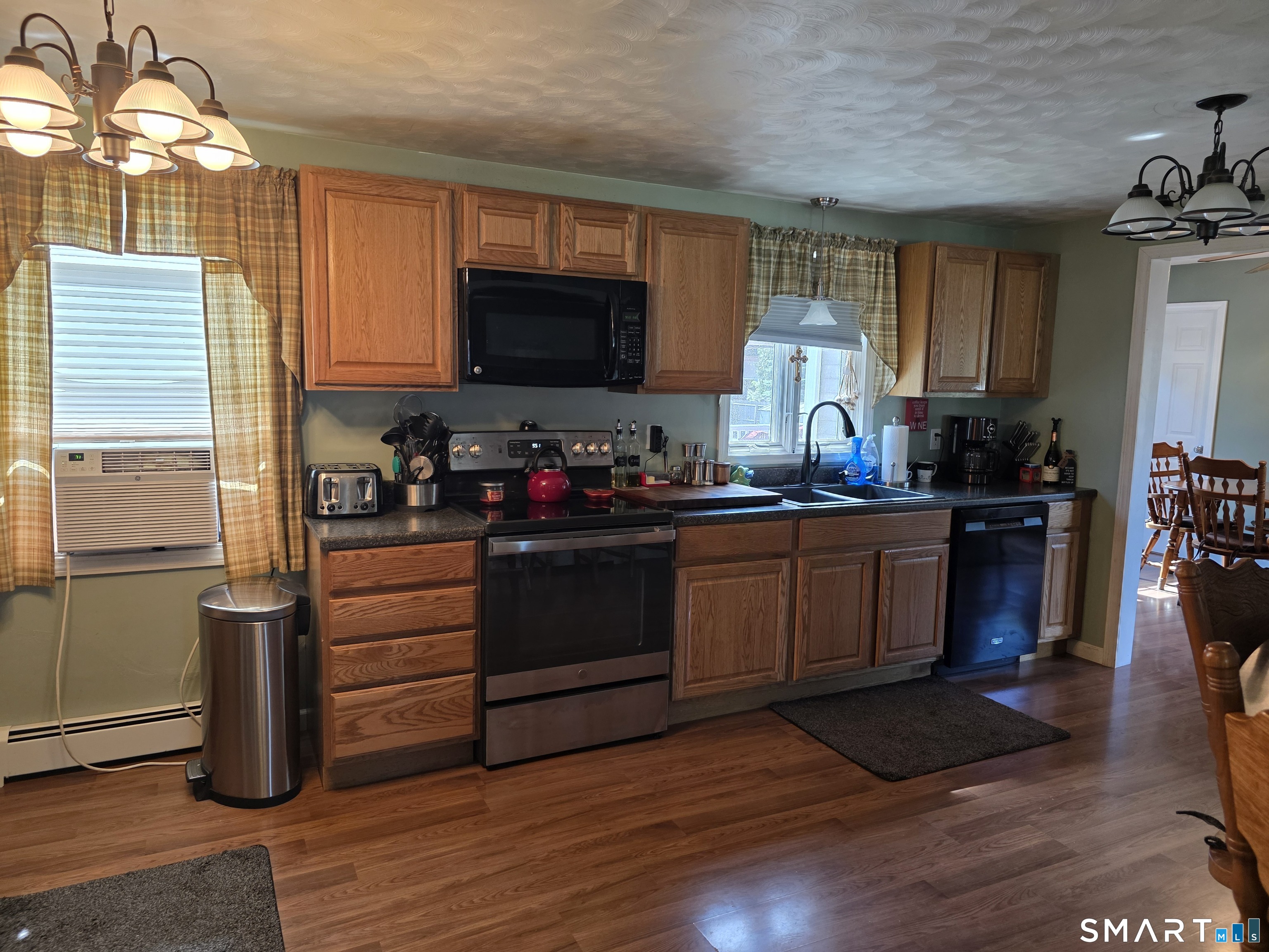 15 Van Buren Road Enfield CT 06082