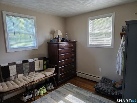 15 Van Buren Road Enfield CT 06082