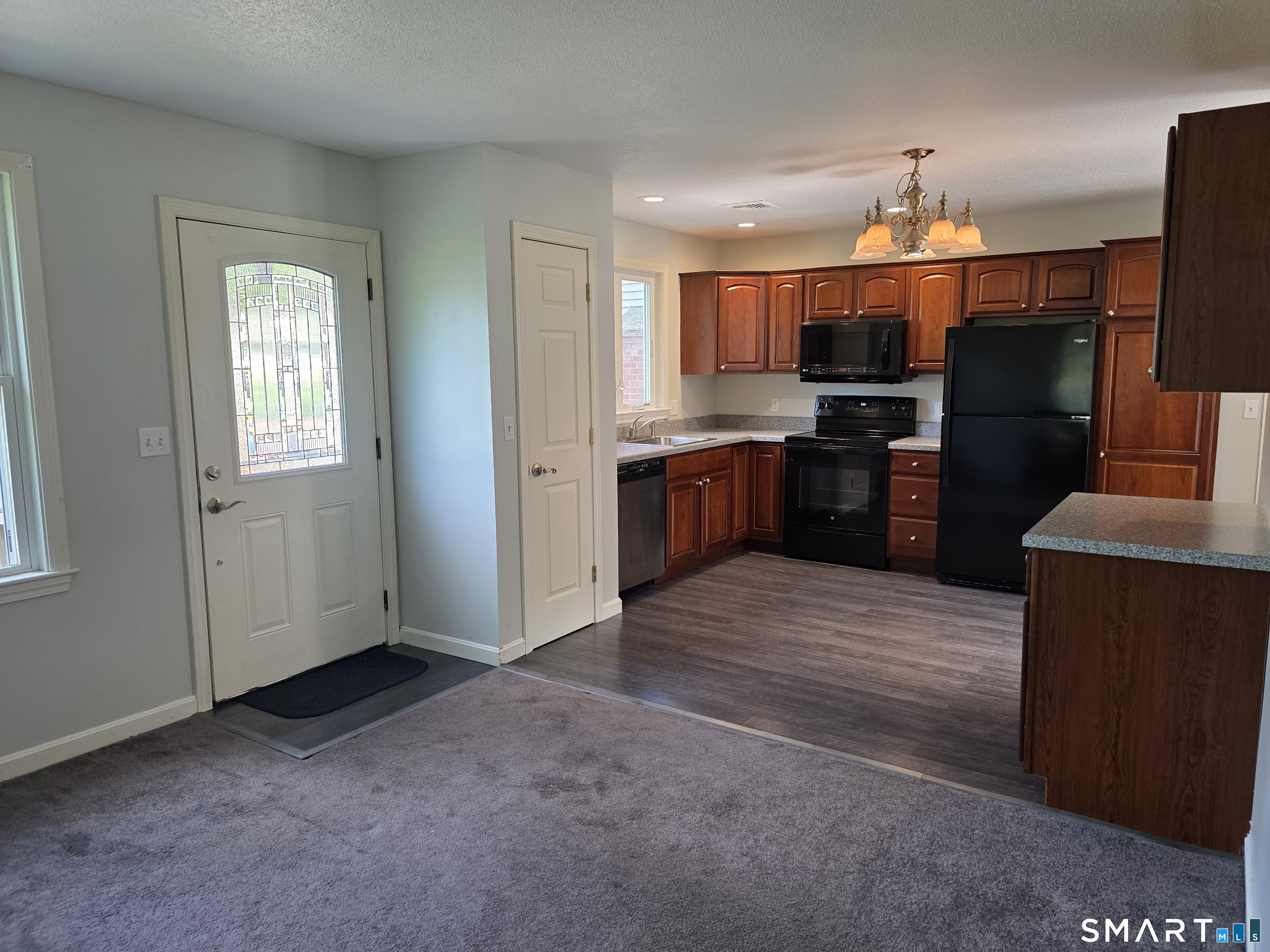 15 Van Buren Road Enfield CT 06082