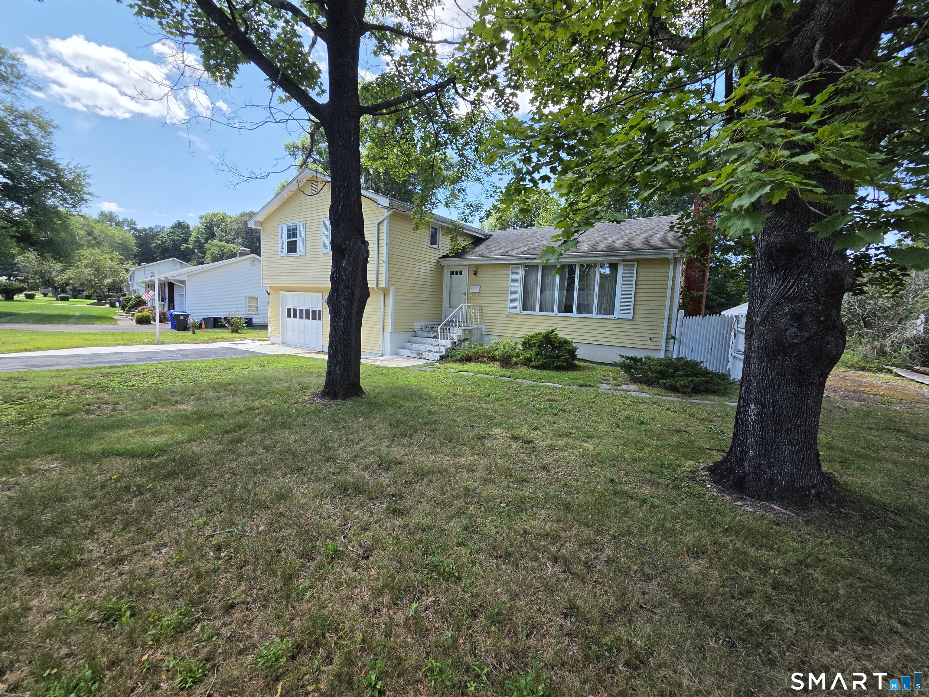 75 Bates Drive East Hartford CT 06108
