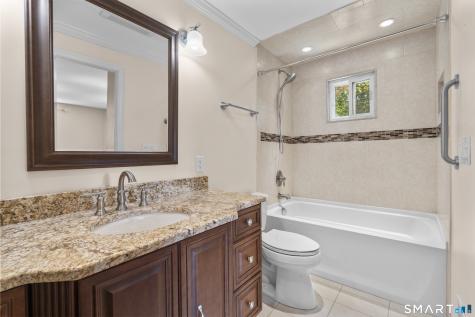 27 Amherst Place Stamford CT 06902