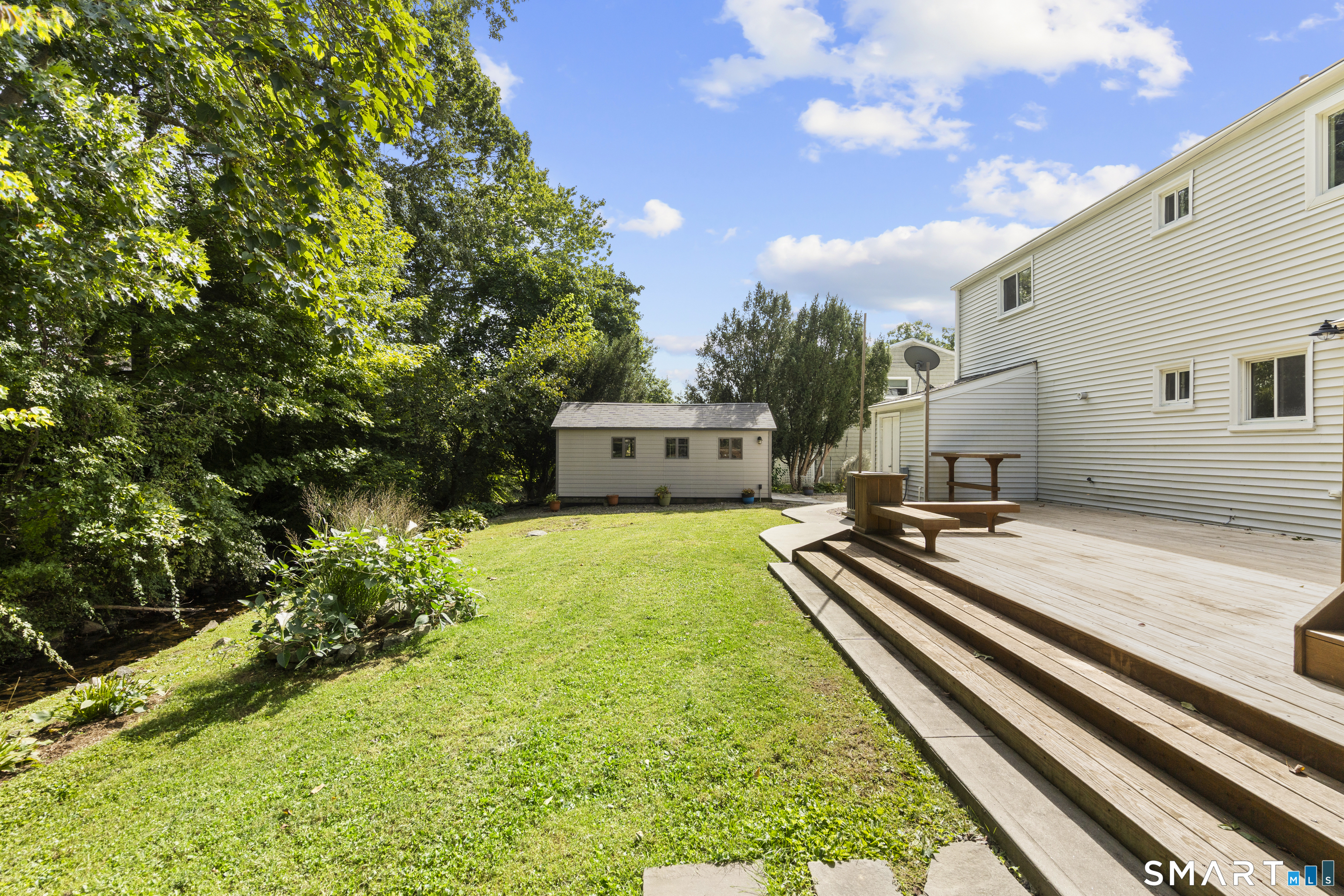 27 Amherst Place Stamford CT 06902