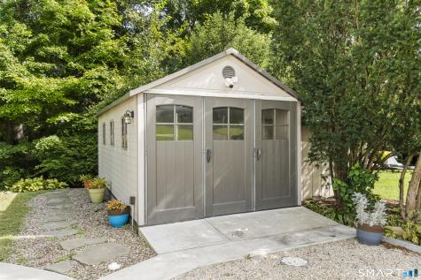 27 Amherst Place Stamford CT 06902