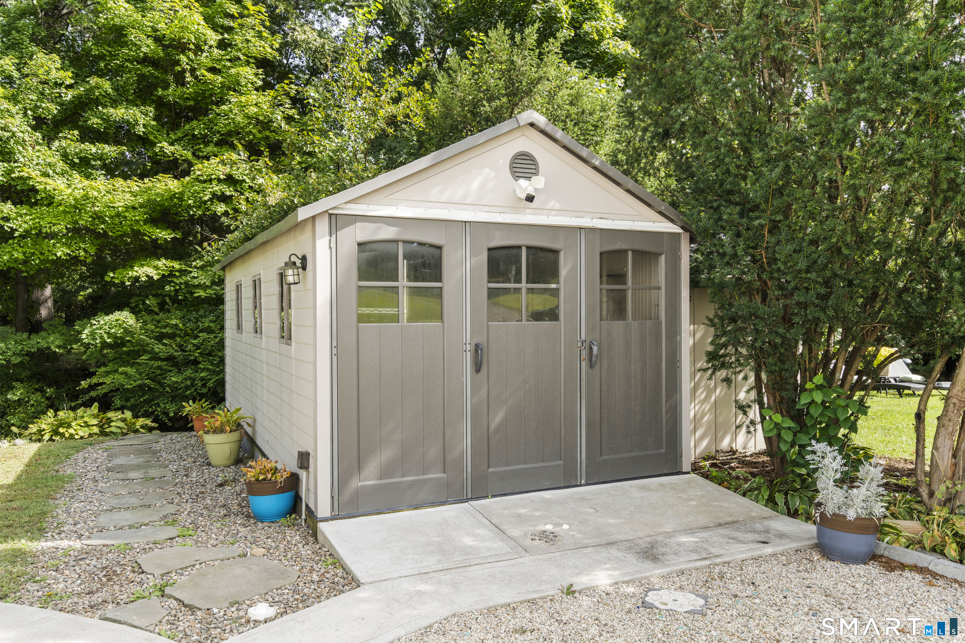 27 Amherst Place Stamford CT 06902