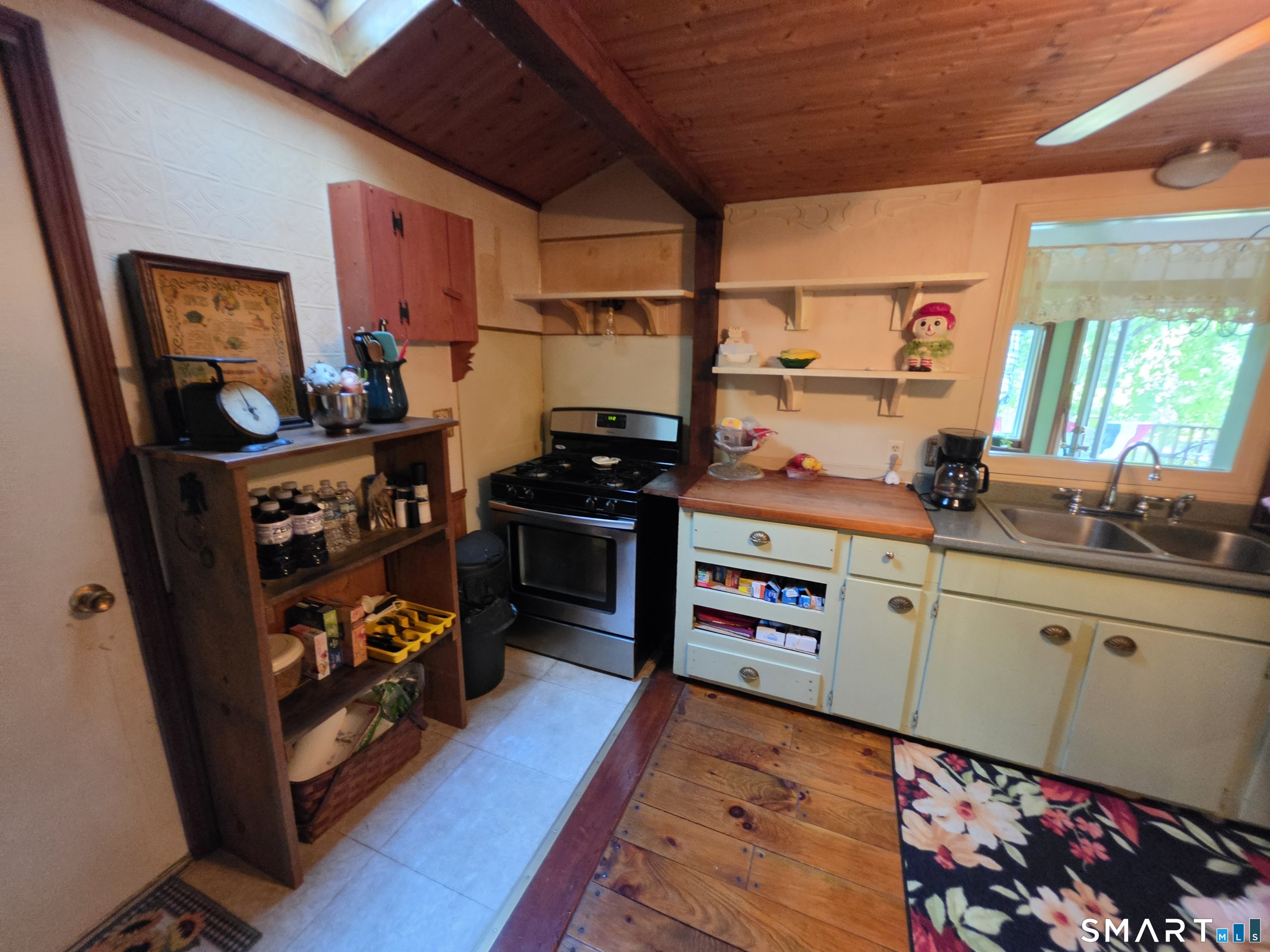 59 Lake View Drive Ashford CT 06278