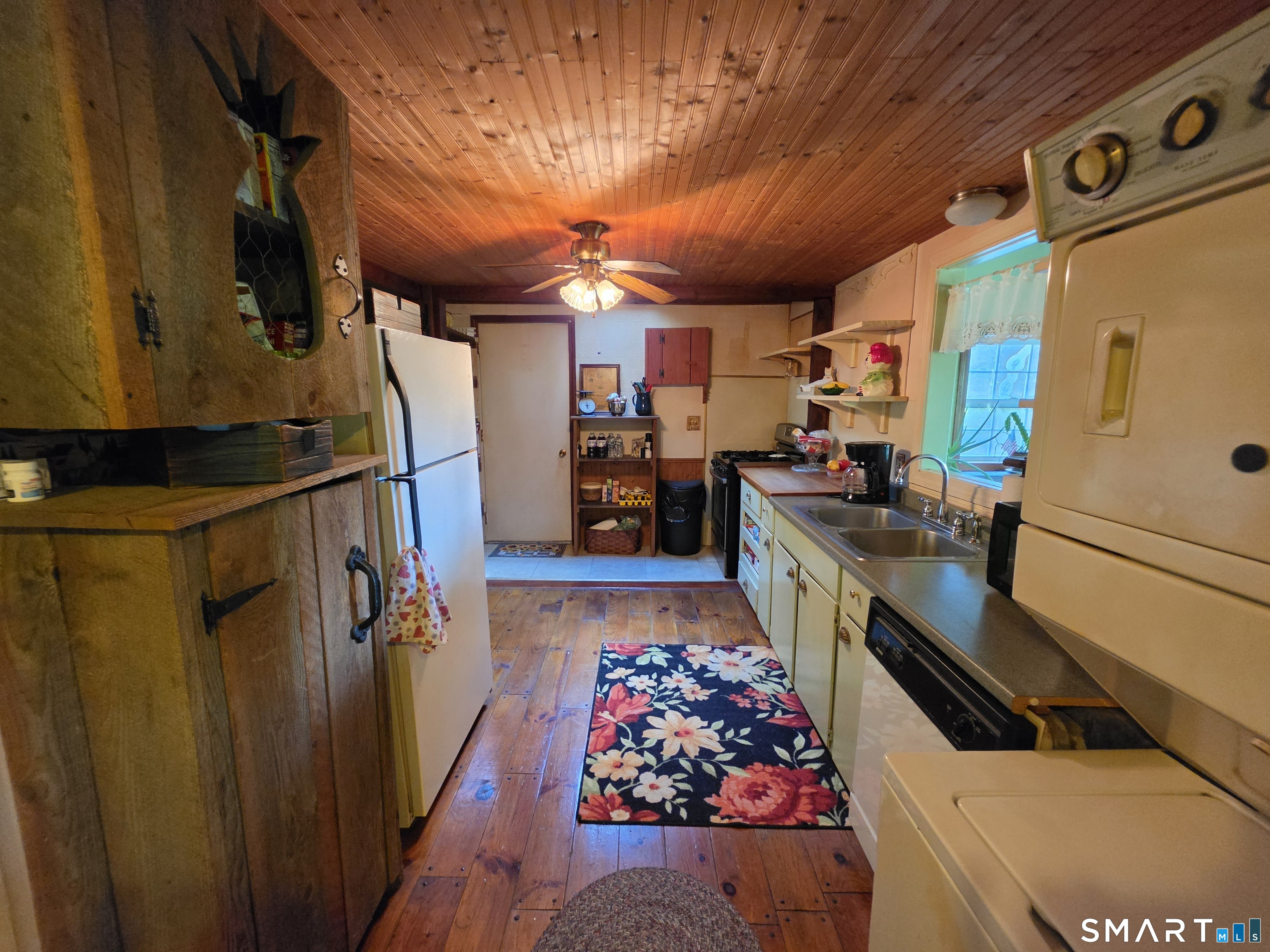 59 Lake View Drive Ashford CT 06278