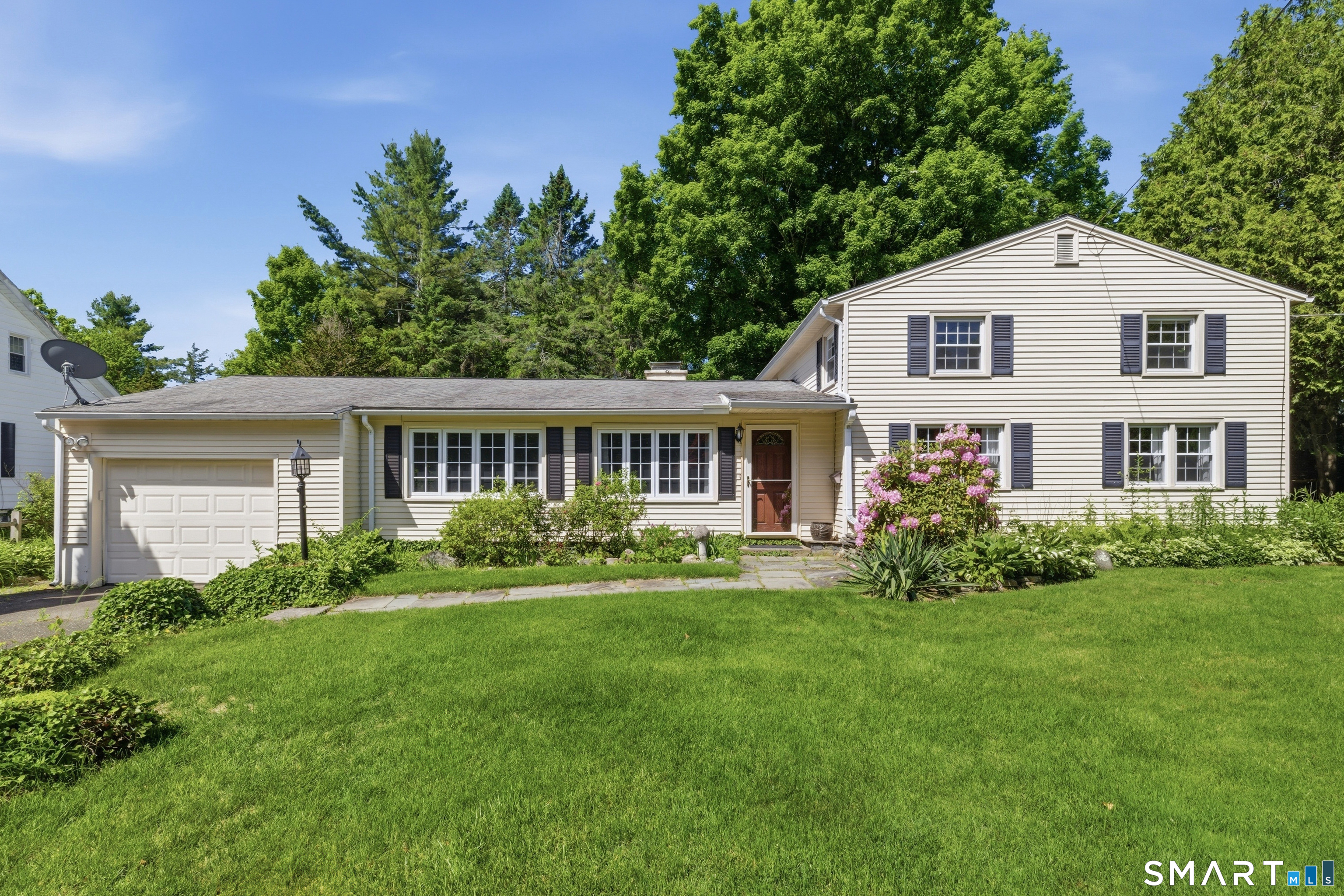 16 Hamilton Lane Watertown CT 06795