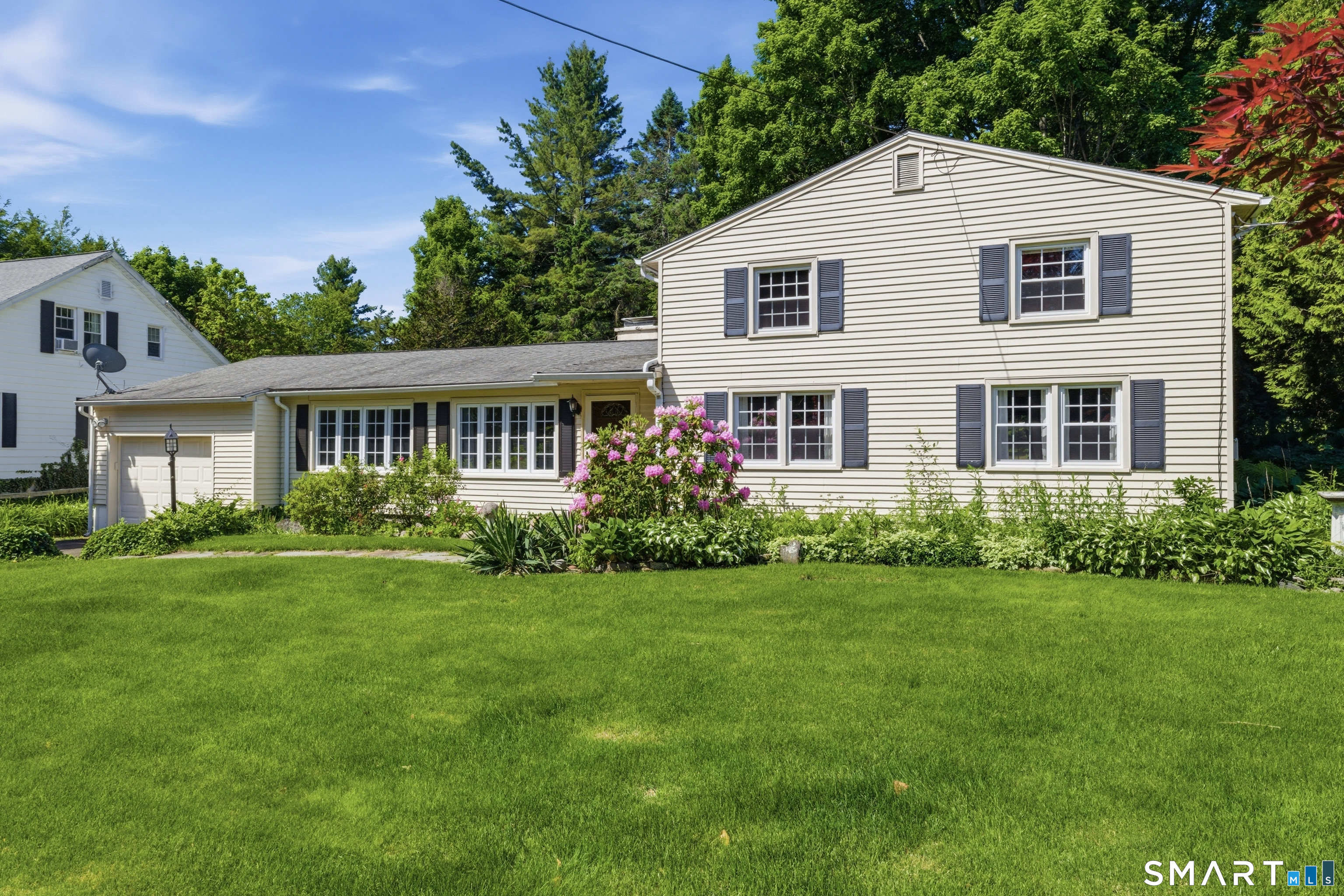 16 Hamilton Lane Watertown CT 06795