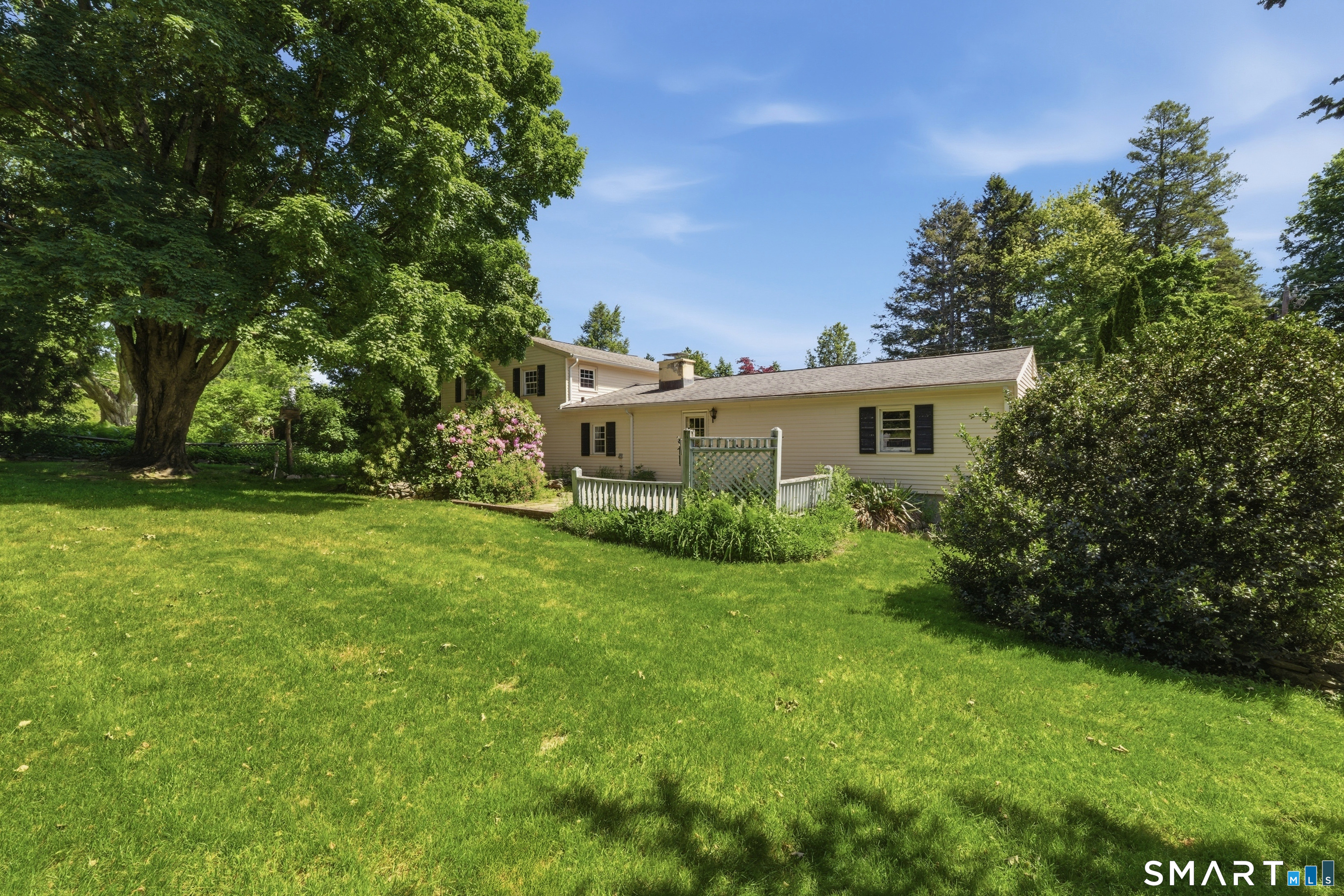 16 Hamilton Lane Watertown CT 06795
