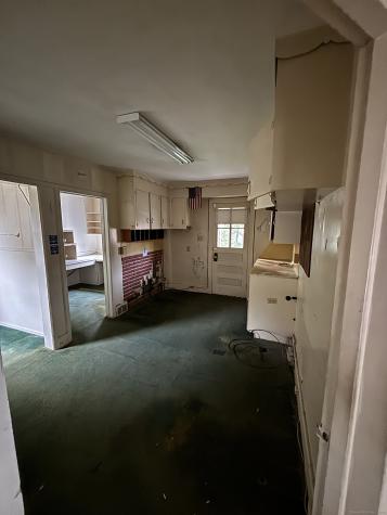 25 Clinton Avenue Middletown CT 06457