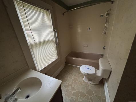 25 Clinton Avenue Middletown CT 06457