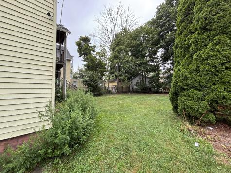 25 Clinton Avenue Middletown CT 06457