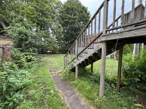 25 Clinton Avenue Middletown CT 06457