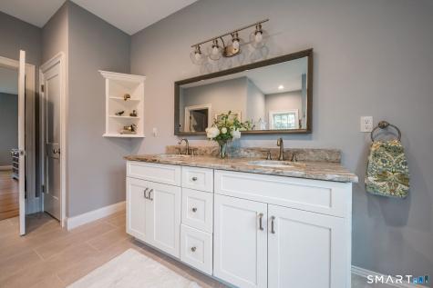81A Middle Beach Road Madison CT 06443