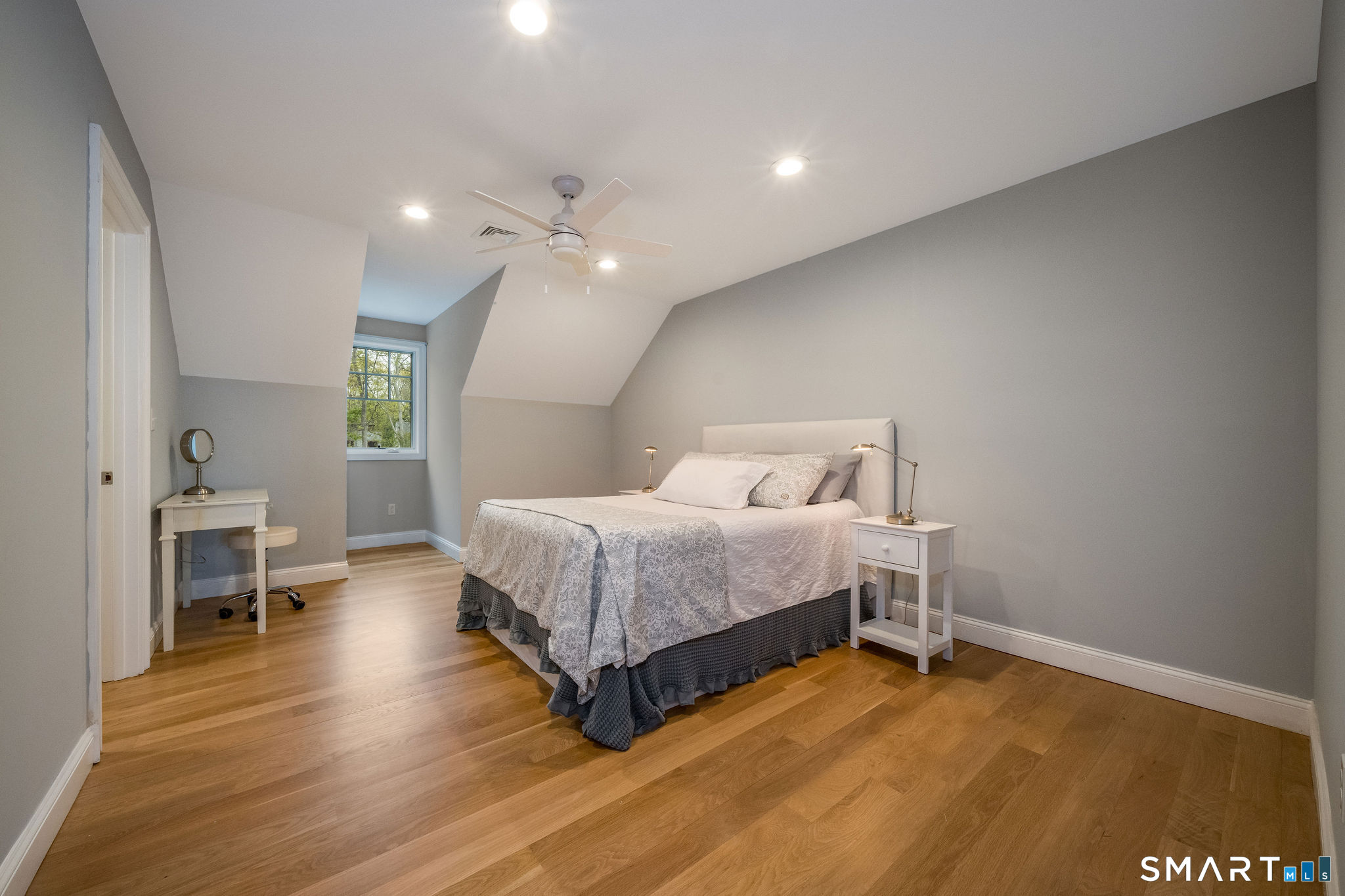81A Middle Beach Road Madison CT 06443