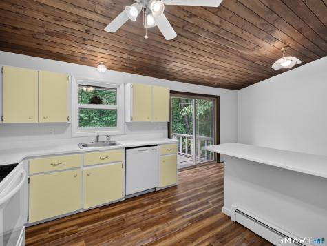 75 Airline Road Clinton CT 06413