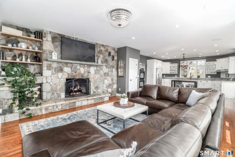 10 Trailing Ridge Road Brookfield CT 06804