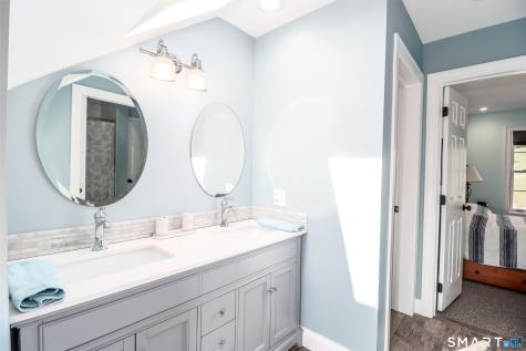 10 Trailing Ridge Road Brookfield CT 06804