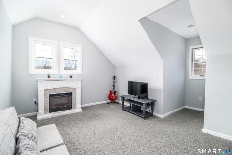 10 Trailing Ridge Road Brookfield CT 06804