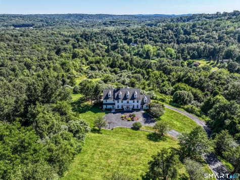 10 Trailing Ridge Road Brookfield CT 06804