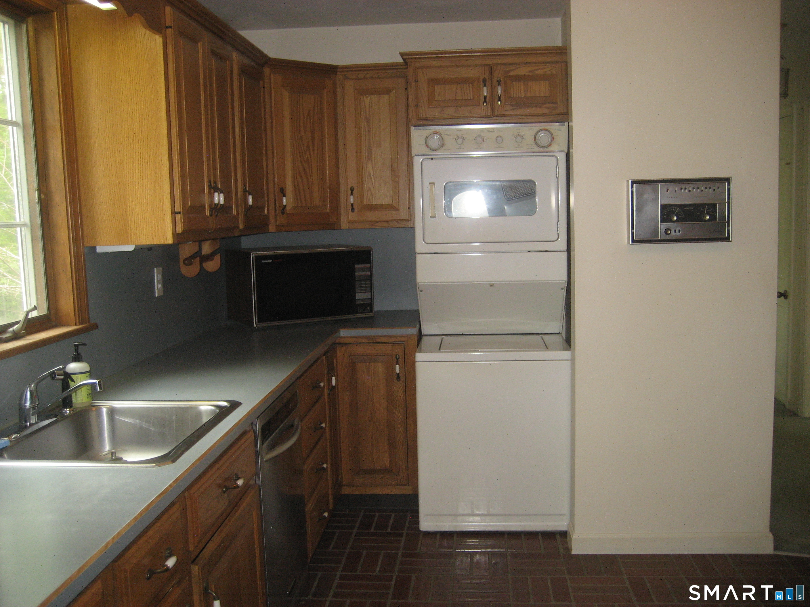 12 Tanglewood Drive Norwich CT 06360