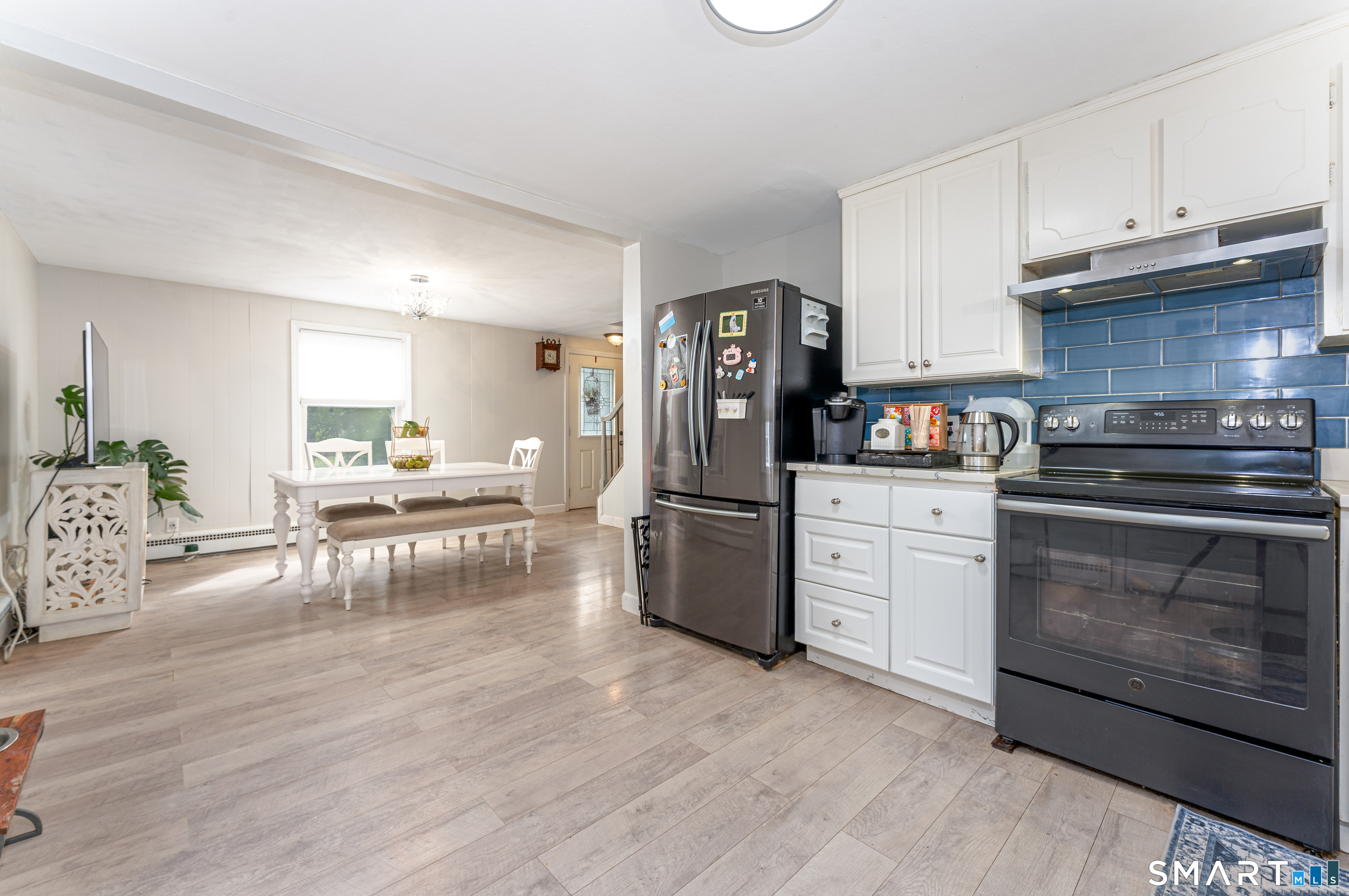 6 Nicholas Drive East Haven CT 06512