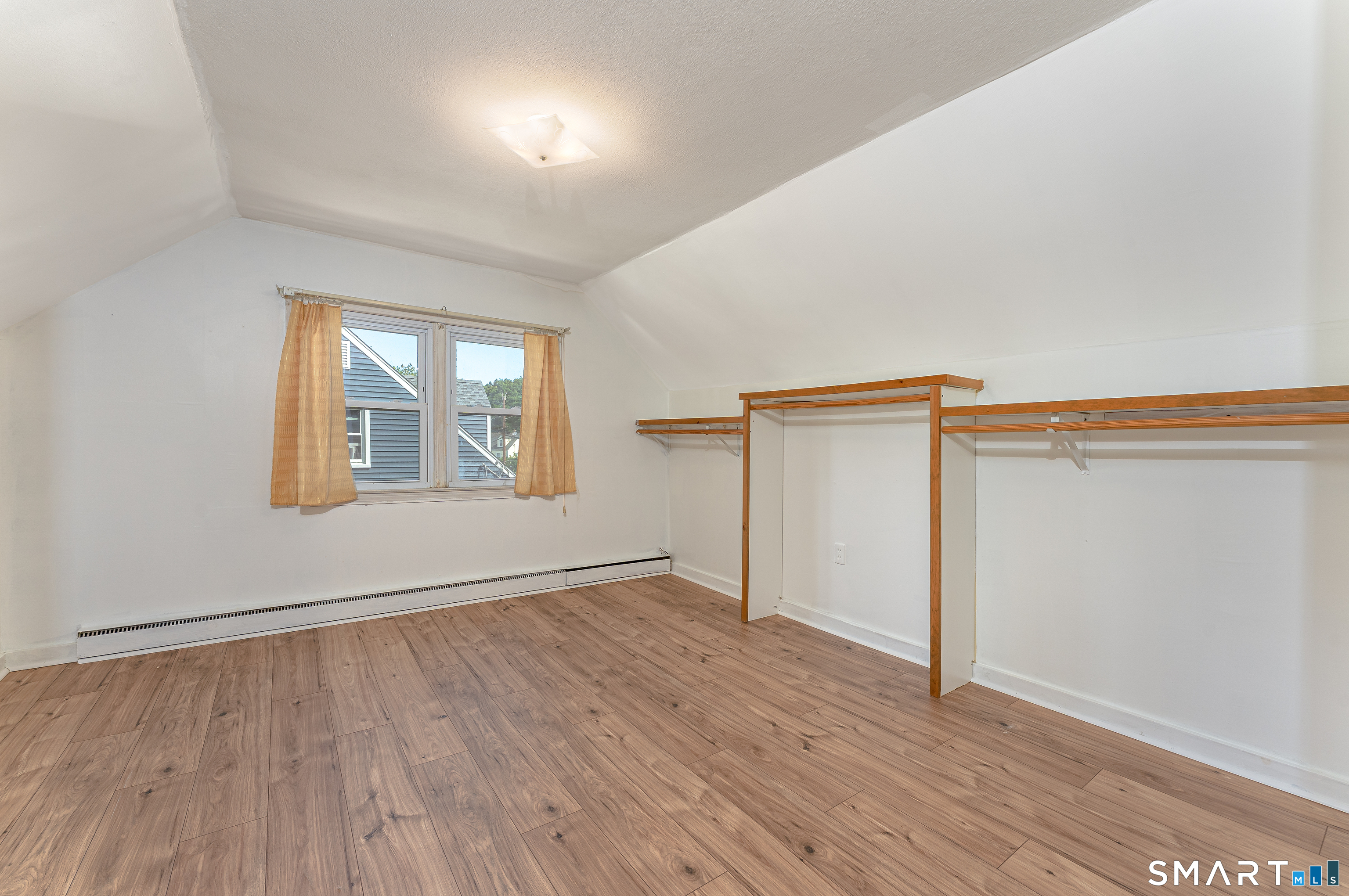 6 Nicholas Drive East Haven CT 06512