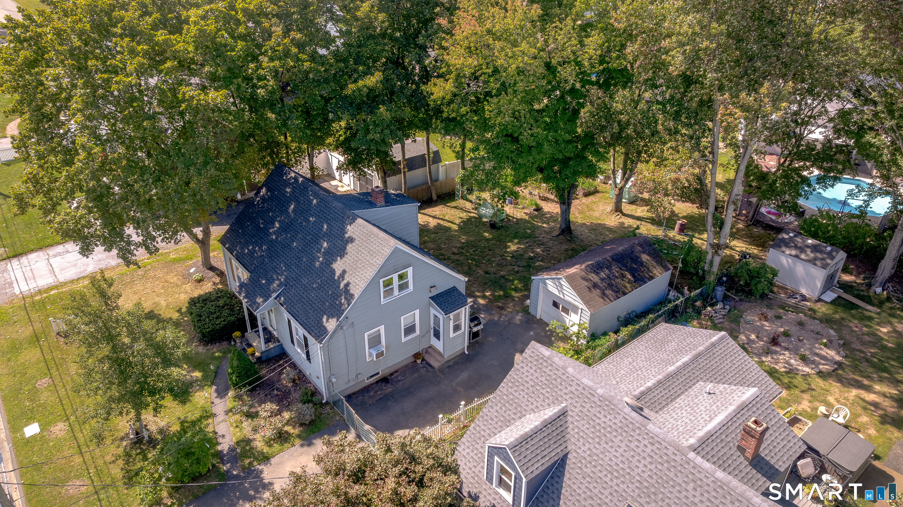 6 Nicholas Drive East Haven CT 06512