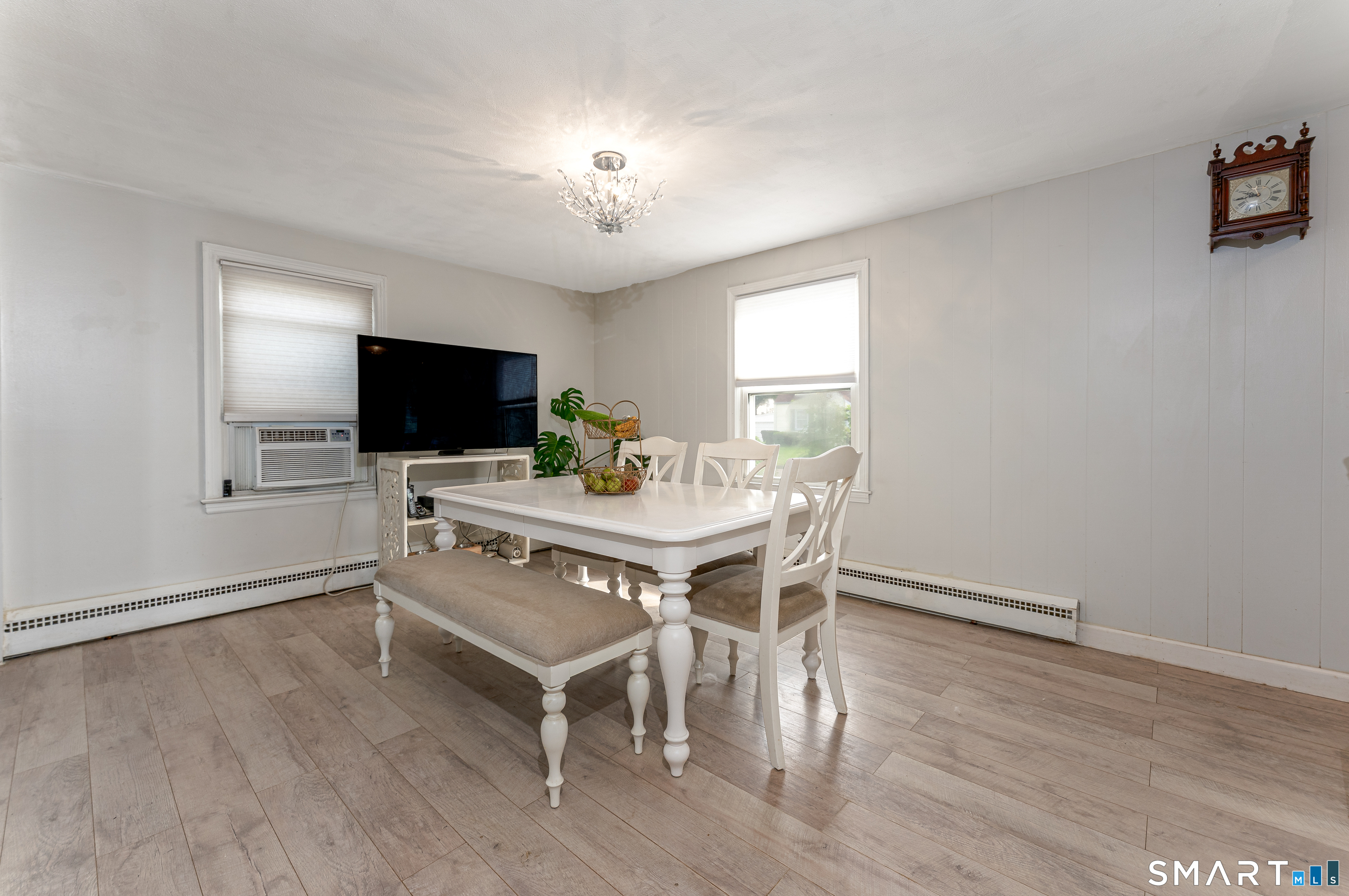6 Nicholas Drive East Haven CT 06512