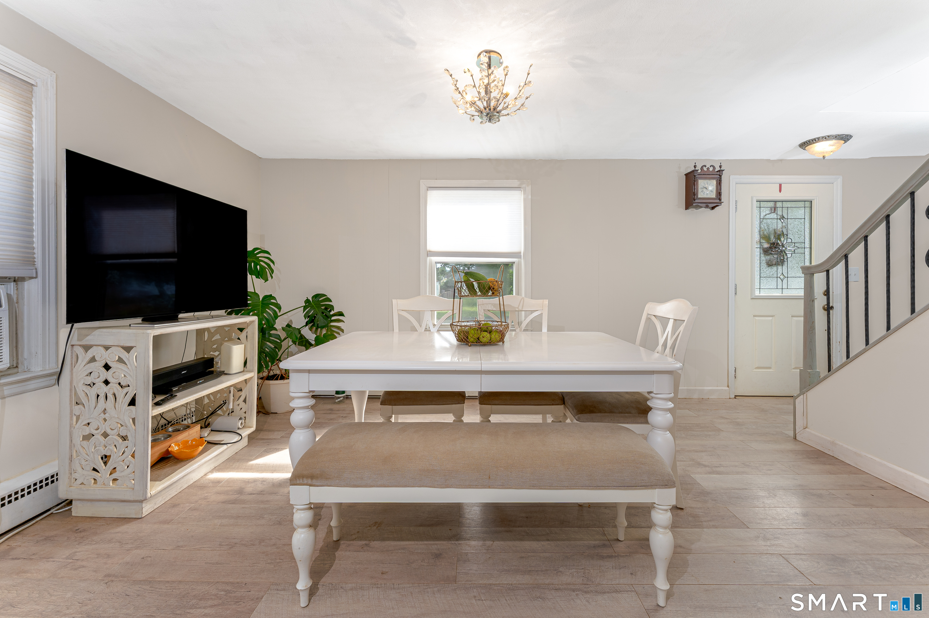 6 Nicholas Drive East Haven CT 06512