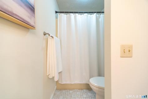 43 Flynn Lane Middletown CT 06457