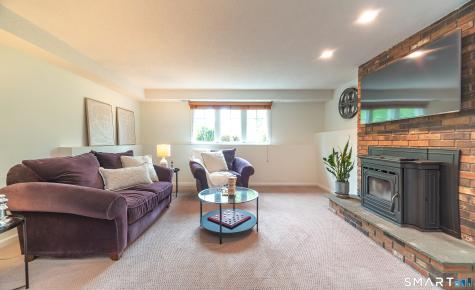 43 Flynn Lane Middletown CT 06457