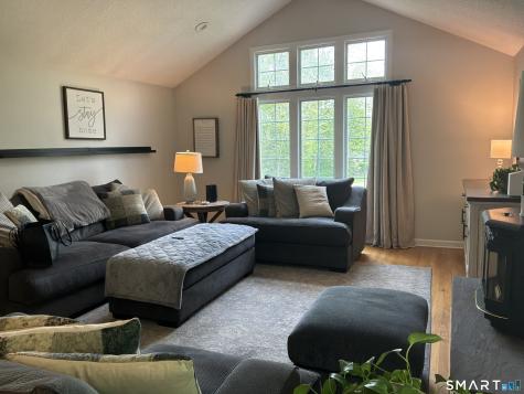 43 Flynn Lane Middletown CT 06457
