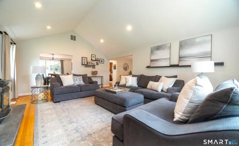 43 Flynn Lane Middletown CT 06457