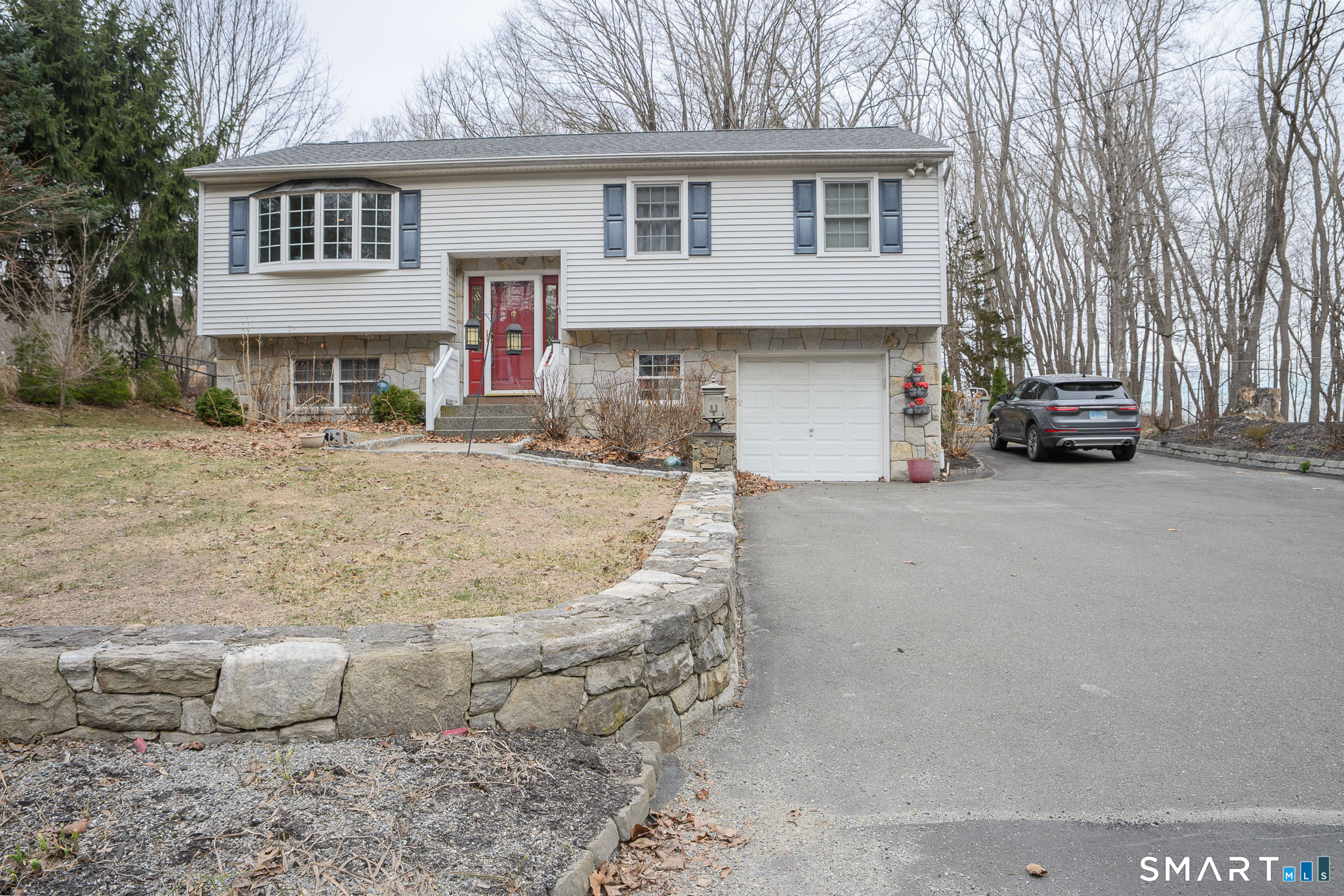8B Kayview Avenue Bethel CT 06801
