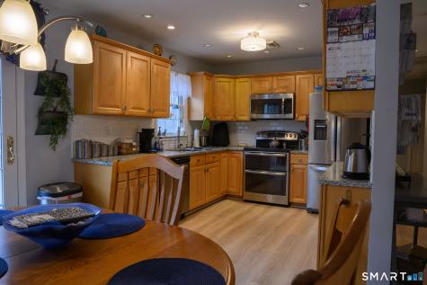 8B Kayview Avenue Bethel CT 06801