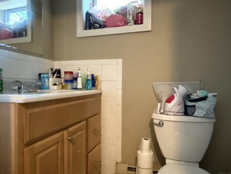 16 Brown Avenue Windsor CT 06095